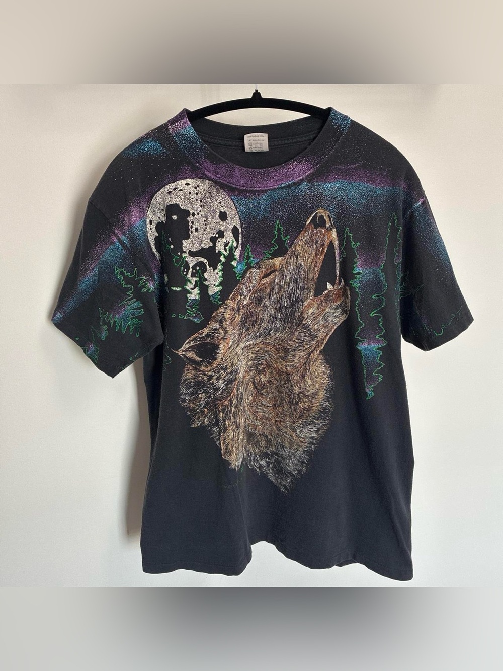 Vintage Wolf Nature AOP Art Tee
